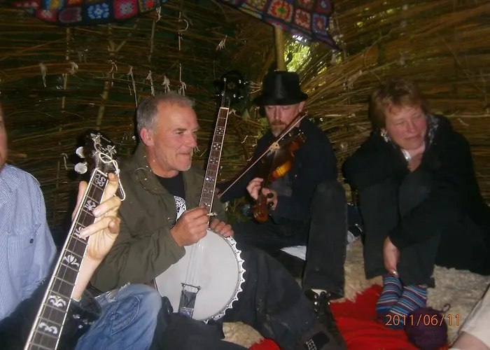 Laurel Manorhamilton